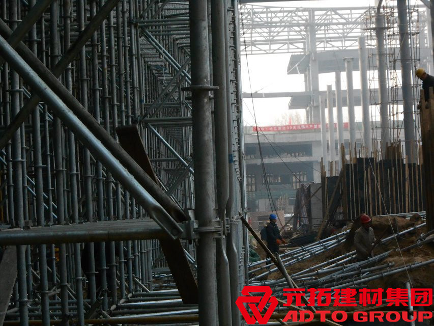 深圳盤(pán)扣式腳手架特點(diǎn)及注意事項(xiàng)